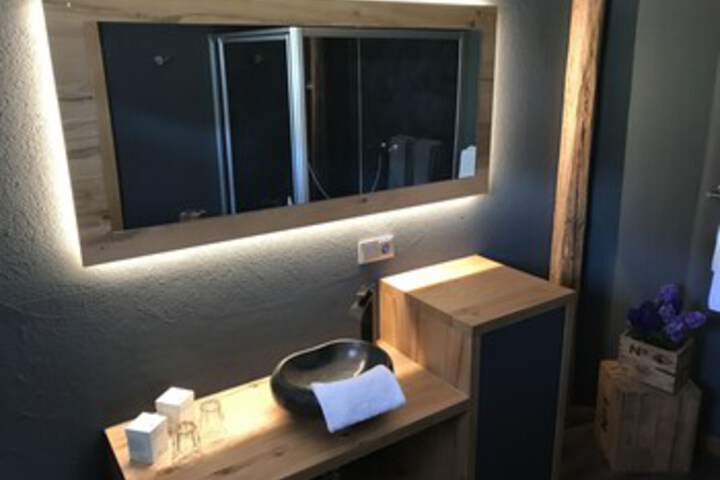 Room 7 of 41