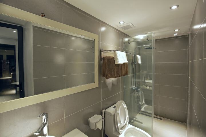 Room 15 of 57