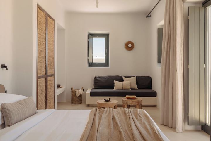 Room 6 of 95