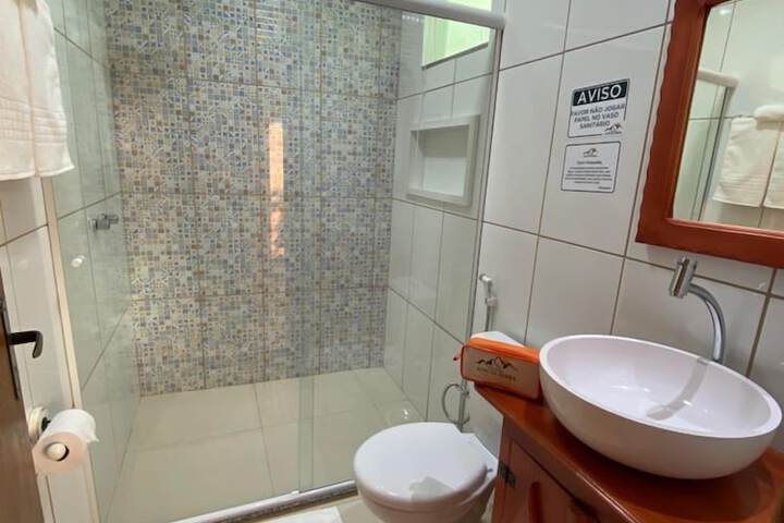 Room 16 of 25