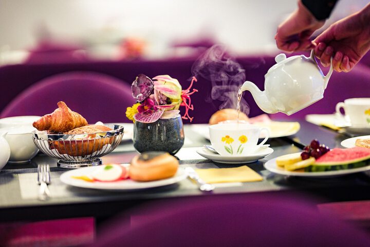 Breakfast/Coffee Service 38 of 65