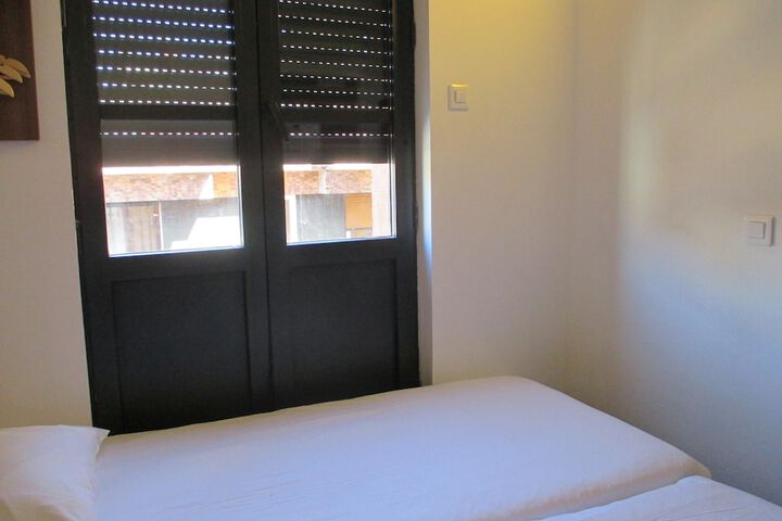 Room 9 of 62