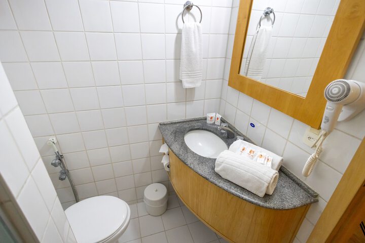 Clean Restrooms
