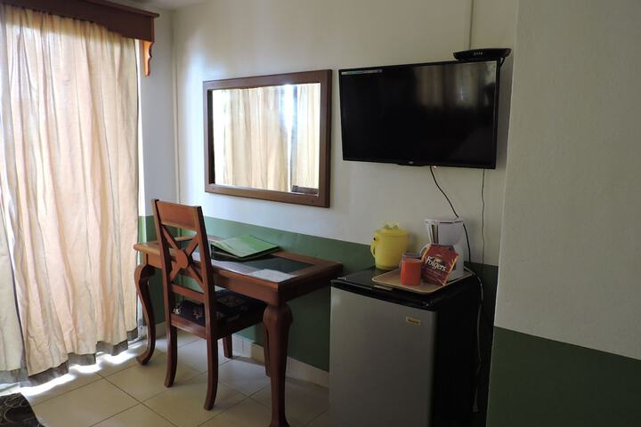 Room 8 of 65