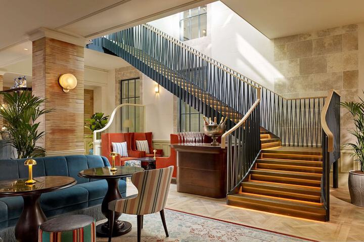 Guest Lobby