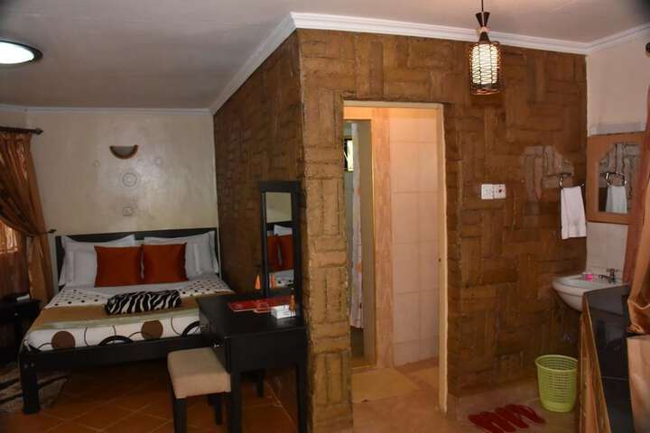 Room 5 of 31