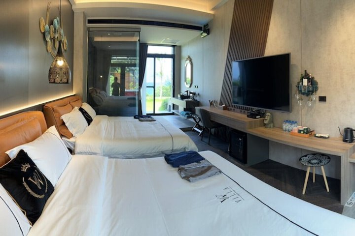 Room 113 of 147