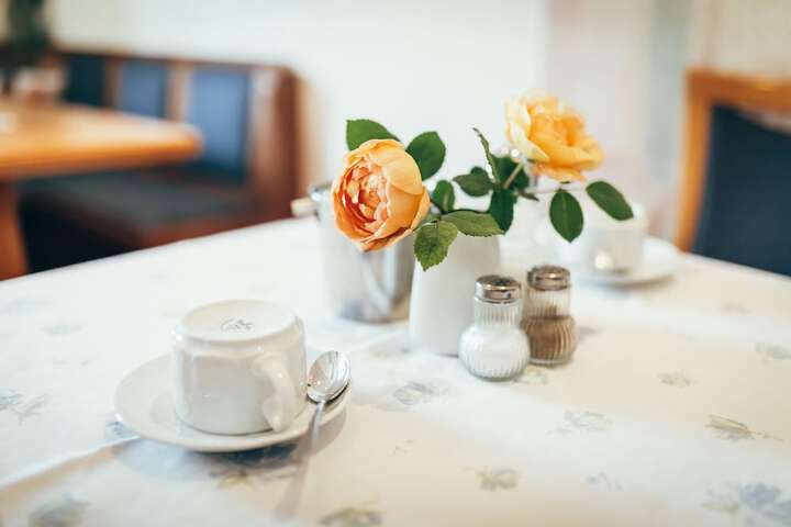 Breakfast/Coffee Service 26 of 41