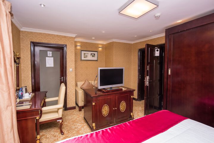 Room 16 of 78