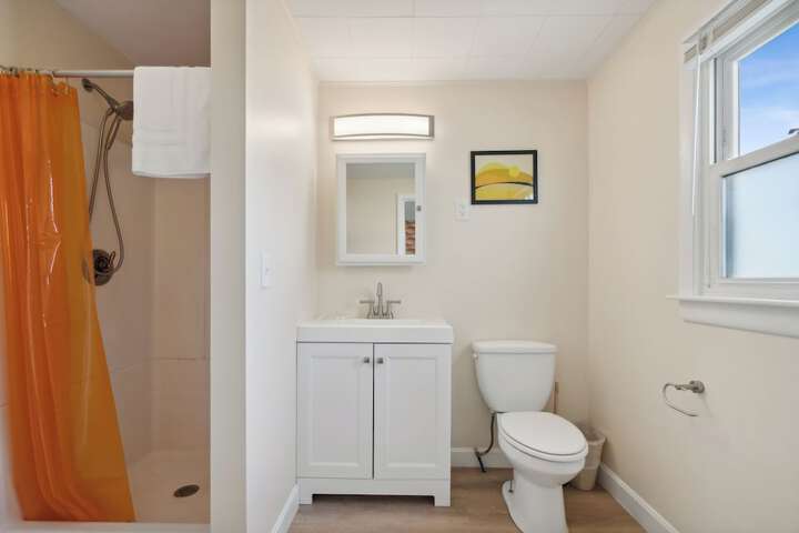 Room 40 of 53