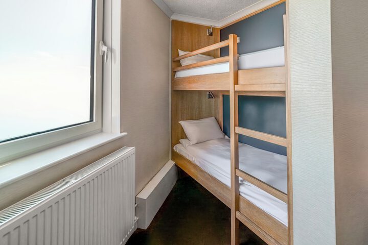 Room 33 of 88