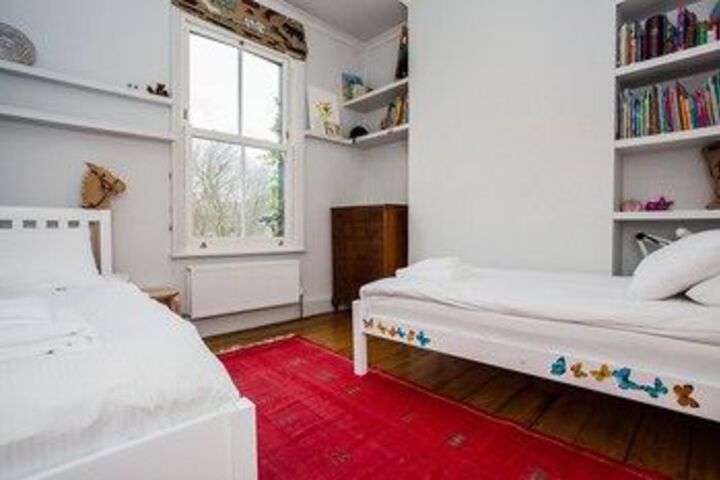 Room 15 of 71