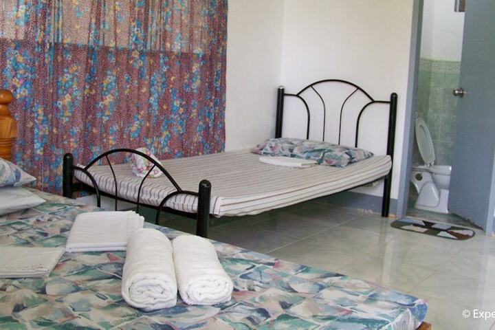 Room 9 of 26