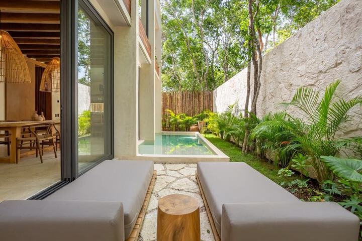 Room 132 of 740
