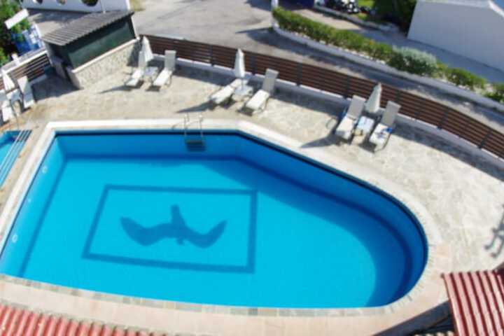Pool Hotel