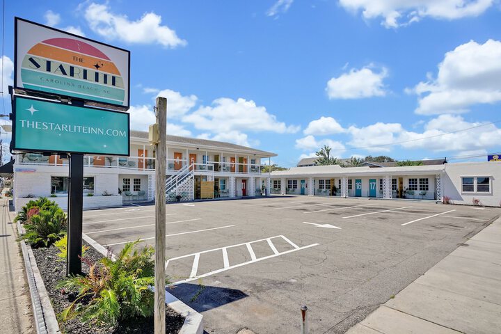 Hotel 62 of 63