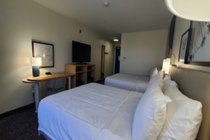 Room 261 of 336
