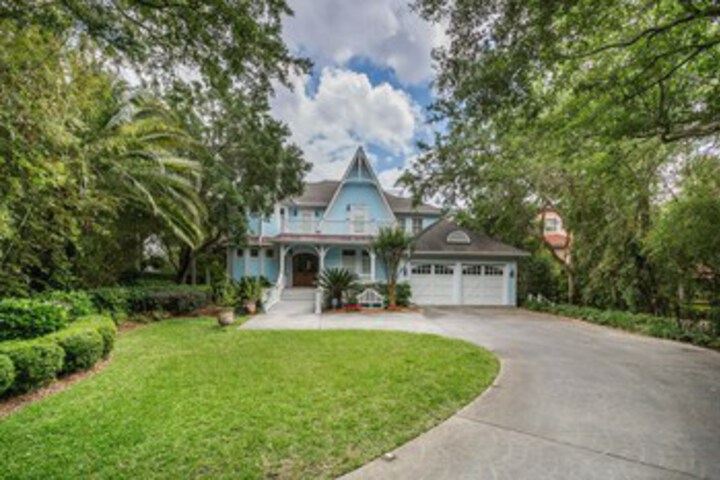 4205 9th Street by Hodnett Cooper in St. Simons Island, GA