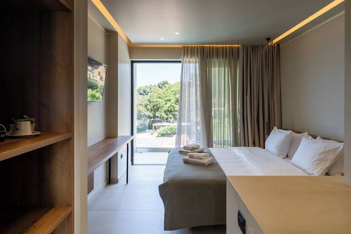 Room 5 of 47
