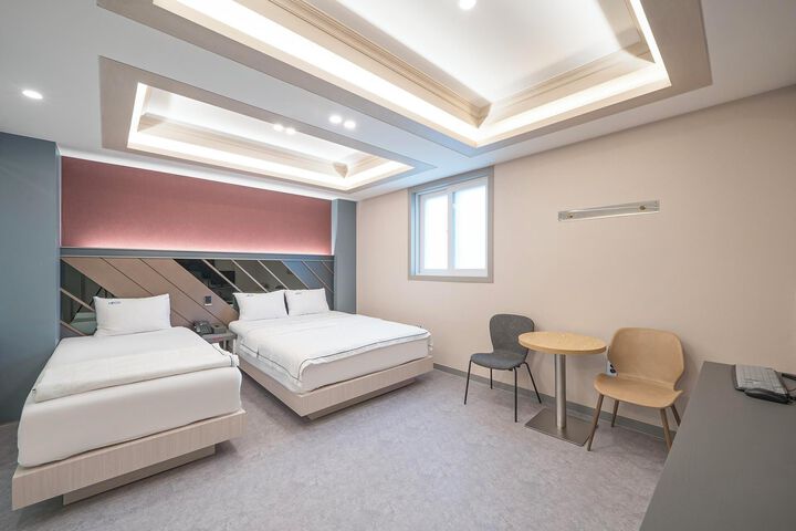 Room 13 of 58