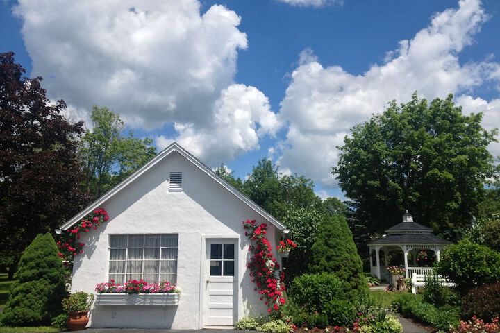 Hotel Exterior 64 of 68