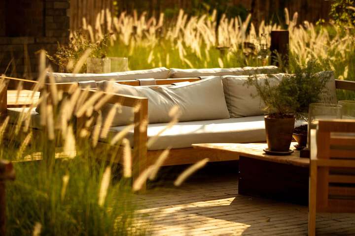 Sundeck 58 of 72
