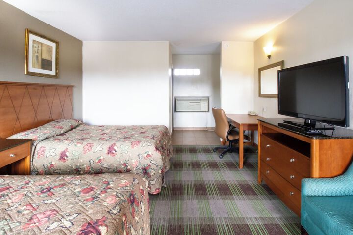 Photo of WHITEHOUSE MOTEL