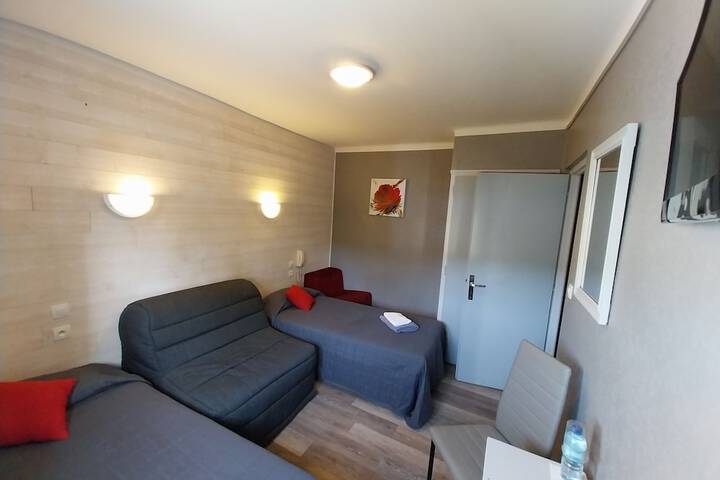 Room 18 of 47