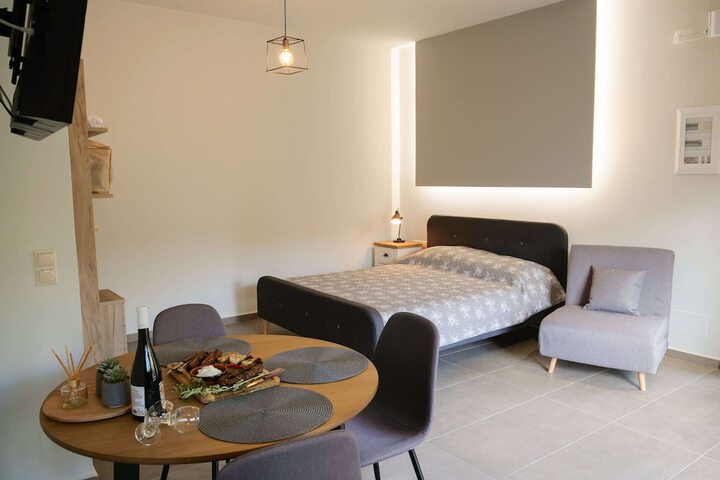 Sisaion Suites