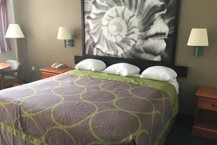 Standard Single King Bed (1 of 2)