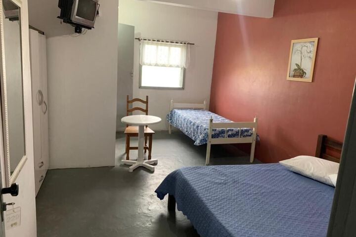 Room 25 of 37