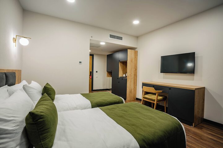 Room 26 of 72