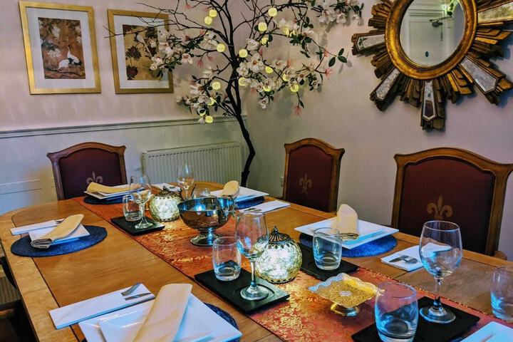 Dining 52 of 55