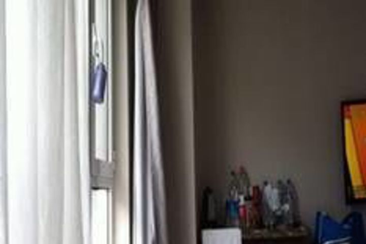 Room 76 of 137