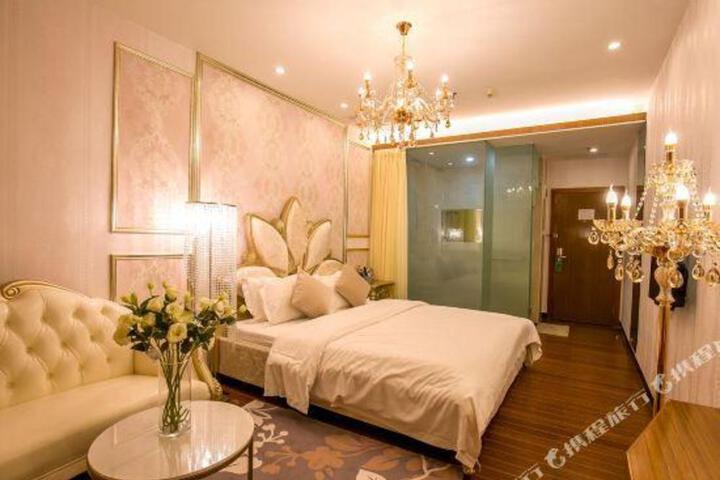 Zhuxing Boutique Theme Hotel