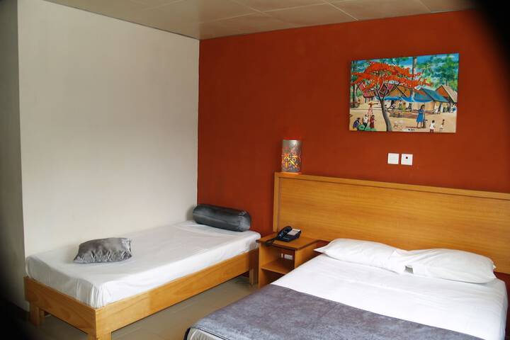 Room 10 of 39