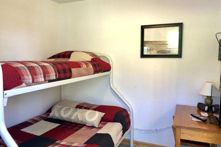 Room 72 of 259