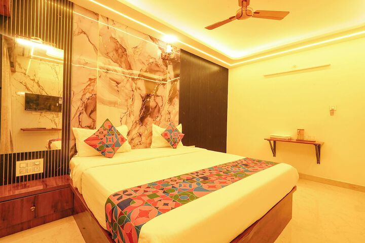 Room 12 of 39