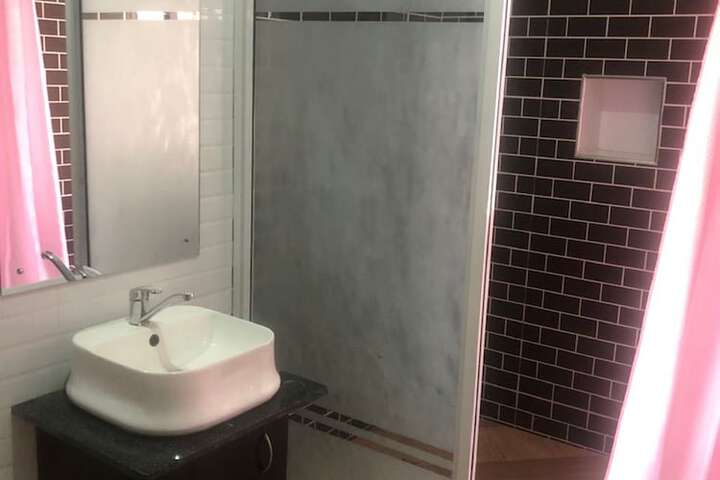 Room 35 of 53