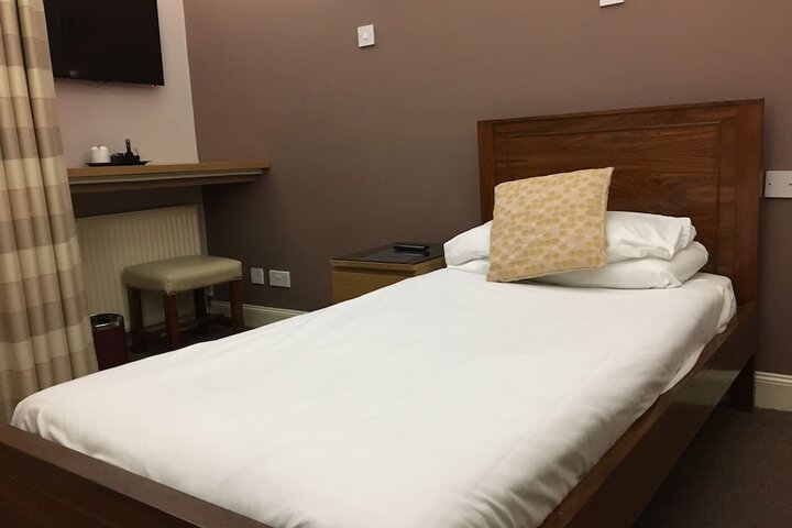 Room 19 of 58