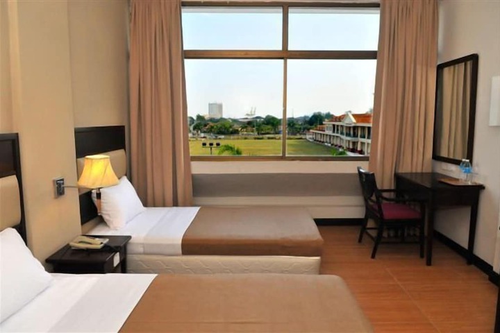 Room 21 of 45