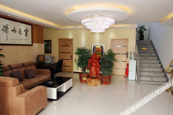 Hotel Interior 11 of 28