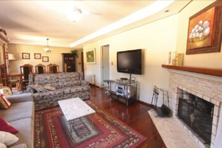 Room 10 of 22