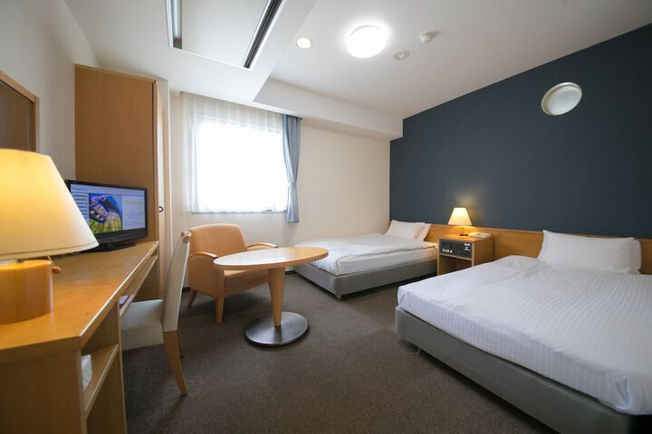 Room 8 of 44