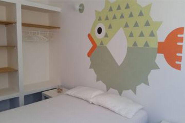 Room 18 of 33