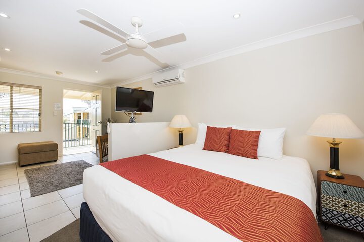 Room 5 of 29