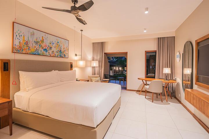 Room 14 of 221