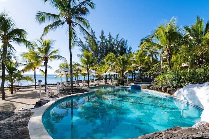 Pool Hotel