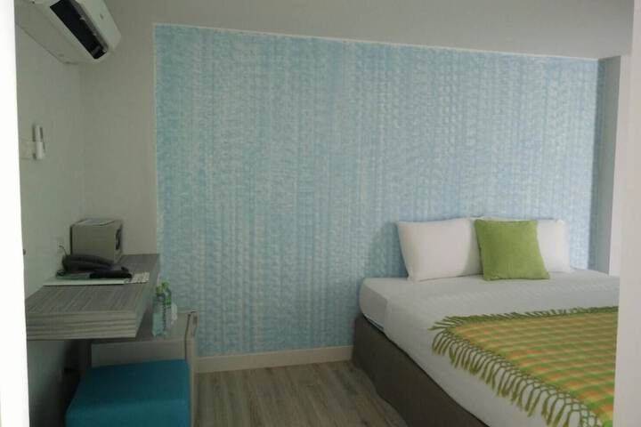 Room 17 of 54