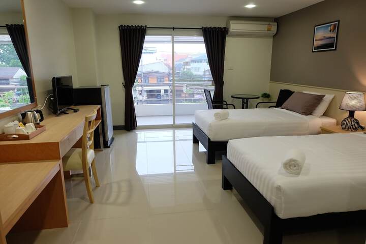 Room 6 of 26